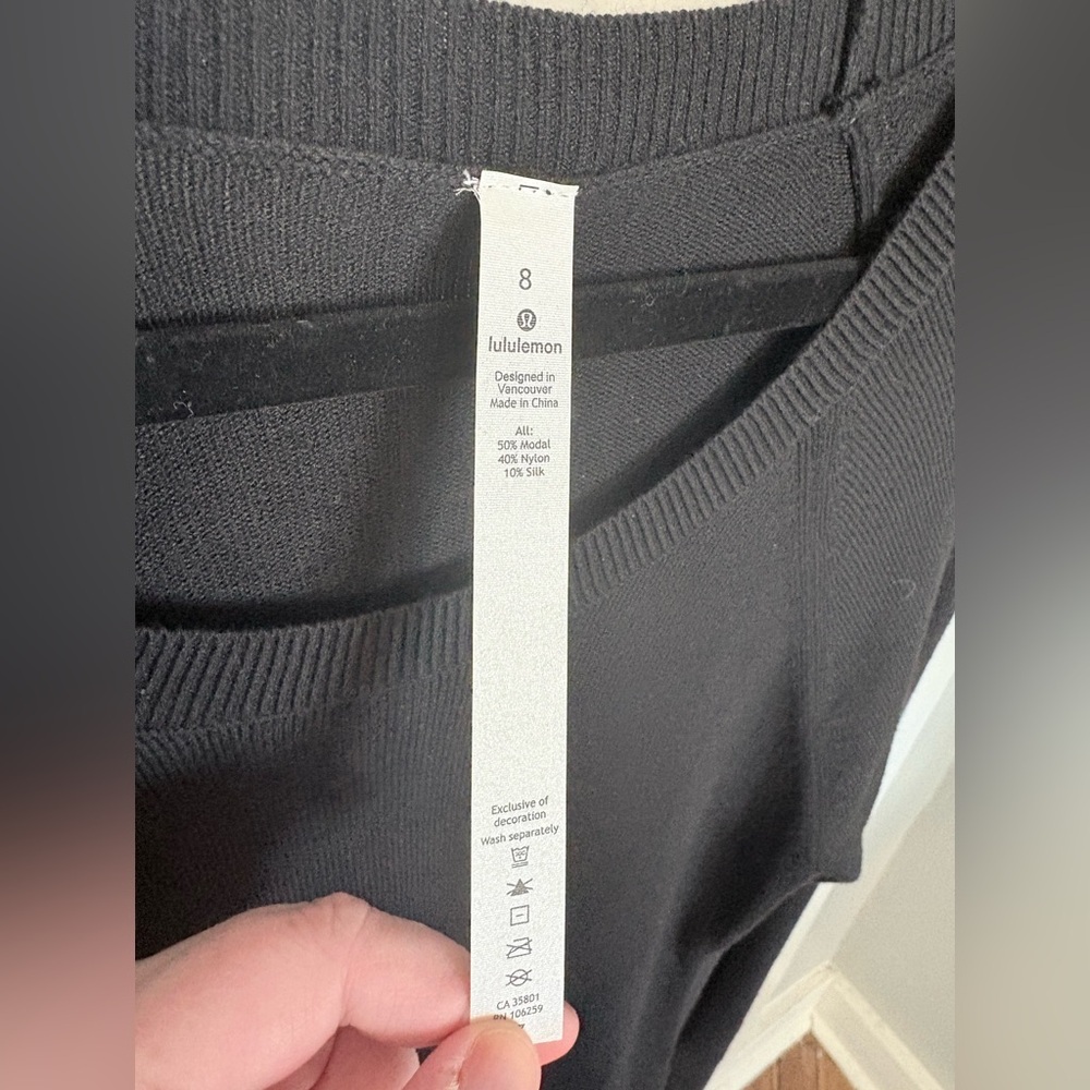 Lululemon Hello Aloe Pullover – Black – Size 8 | Soft Luxe Travel & Work Layer - Picture 5 of 10